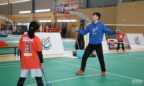 杭州羽毛球培训儿童