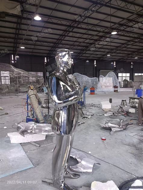 枣庄不锈钢人物雕塑生产厂家