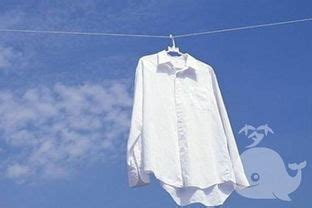 梦见自己洗衣服晾衣服