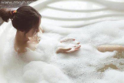 梦见集体洗澡是什么预兆