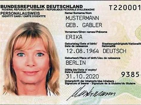 欧洲身份证样式