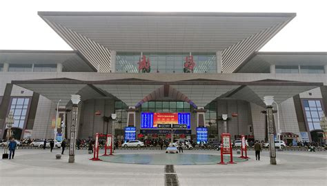 武昌火车站附近汽车站点