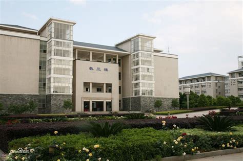 武汉东湖学院改名大学