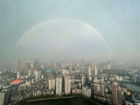 武汉雨后天气图片实景
