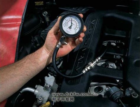气缸压力表如何测汽油压力