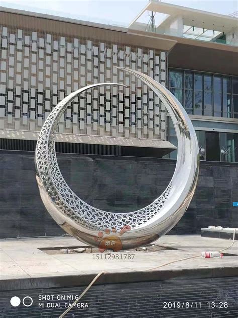 江西广场不锈钢雕塑设计