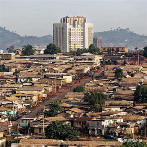 法国首都喀麦隆