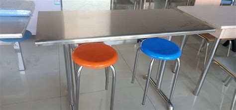 泰安市玻璃钢食堂餐桌椅设计