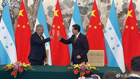 洪都拉斯和中国建立几次外交关系