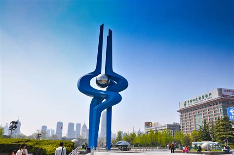 济南彩色公园景观雕塑