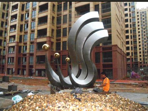 济南玻璃钢雕塑摆件研发
