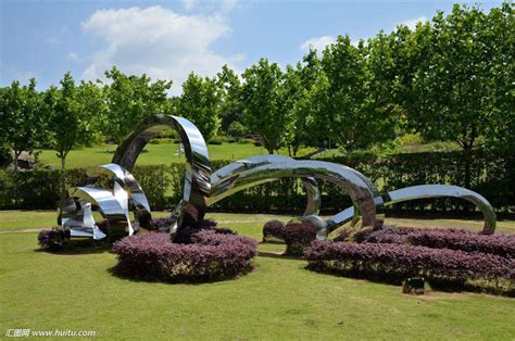 浙江园林玻璃钢雕塑制作