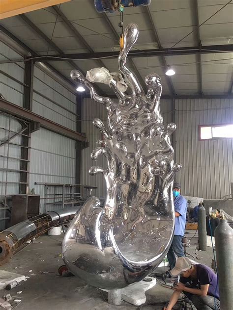 海东订制玻璃钢雕塑公司