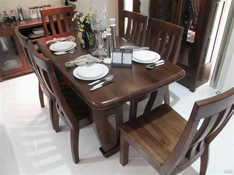 海南实木餐桌椅家具批发市场
