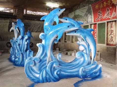 海口玻璃钢雕塑摆件定制厂家