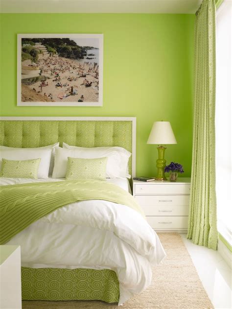淡绿色卧室图片