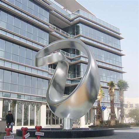 深圳标志性雕塑不锈钢