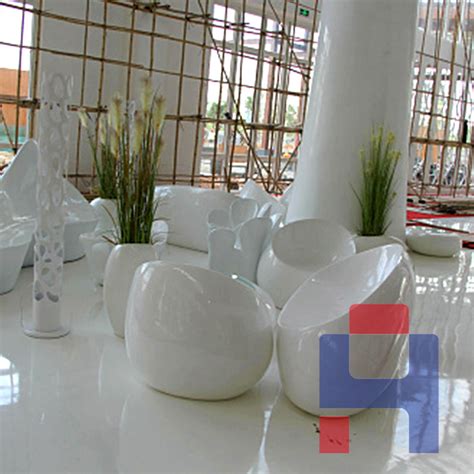 深圳玻璃钢造型厂家