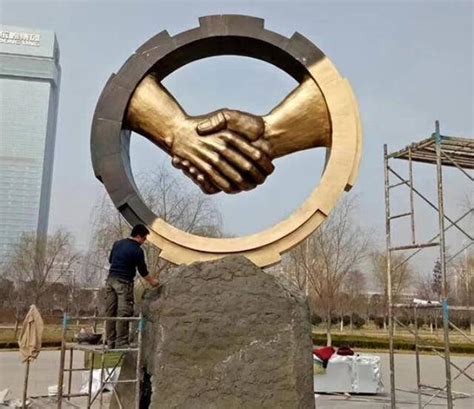湖南专用不锈钢雕塑诚信企业