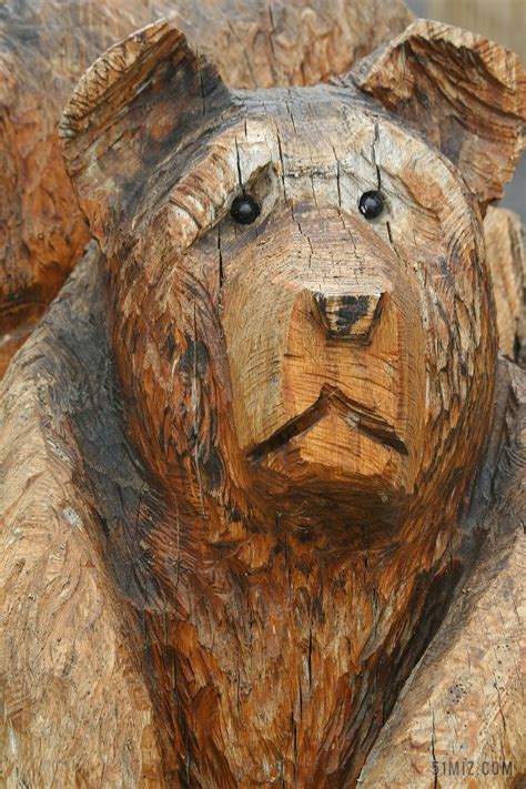 熊出没木头雕刻图片