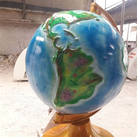 玻璃钢地球雕塑
