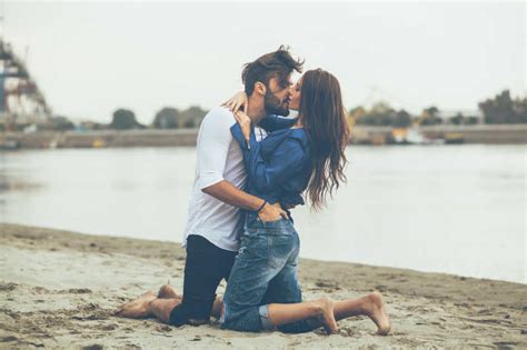 男人吻女人会吻出感情吗