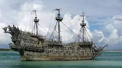 百慕大三角幽灵船