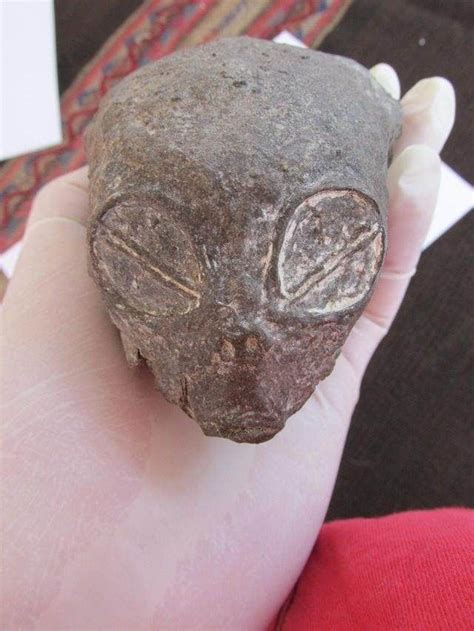 秘鲁外星头骨