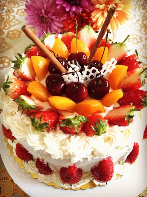简单水果蛋糕装饰图片