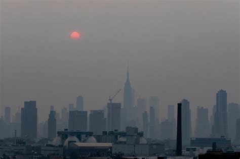 纽约雾霾夜景图片