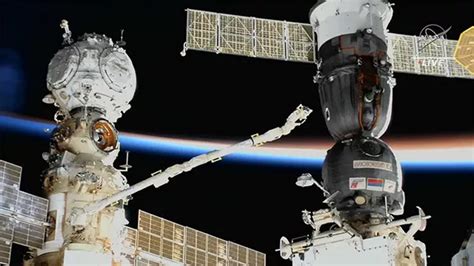 美国宇航员进俄罗斯飞船视频