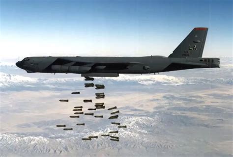 美国100枚炸弹