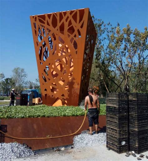 聊城景观耐候钢板雕塑