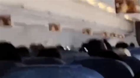 航班下坠颠簸引乘客尖叫视频
