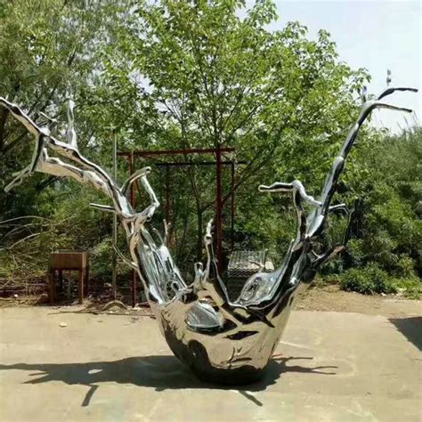 花园不锈钢抽象雕塑费用