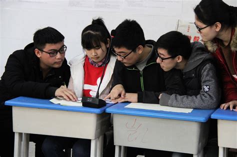 襄阳高中学生最多是多少人