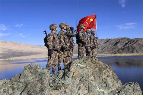 西藏边防一线战士