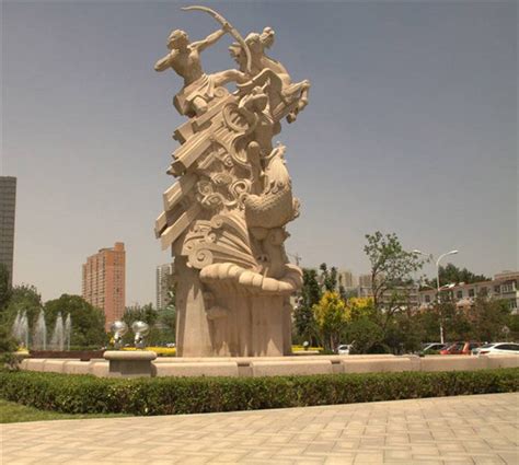 贵州大型广场雕塑多少钱