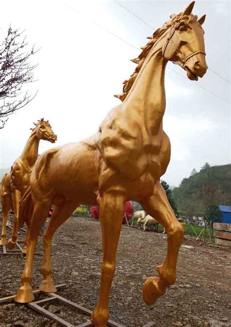 贵州大型玻璃钢雕塑价位