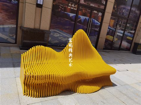 贵州玻璃钢座椅雕塑厂家