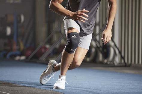 跑步戴护膝的作用与副作用