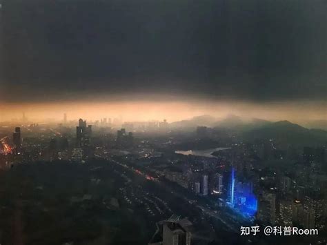 郑州出现绿色天空图