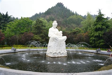 郑州黄河母亲雕塑