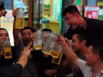 重庆喝酒的照片