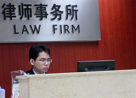 重庆律师助理工资一般多少