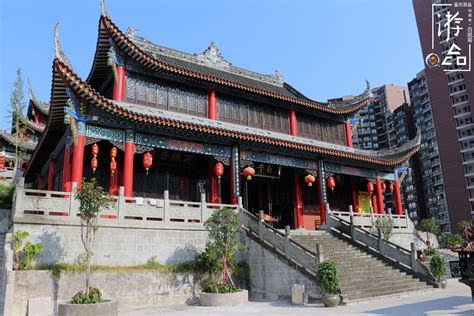 重庆龙头寺是北广场吗