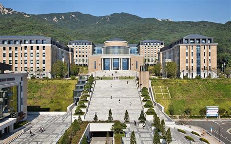 釜山外国语大学语学院