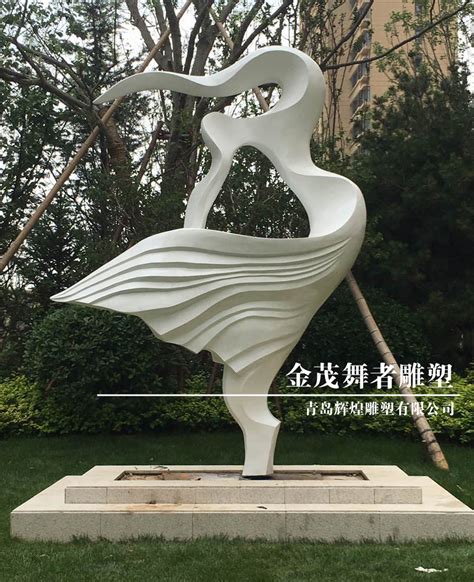 青岛玻璃钢人物雕塑公司