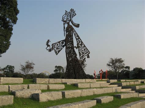 青海公园景观雕塑介绍