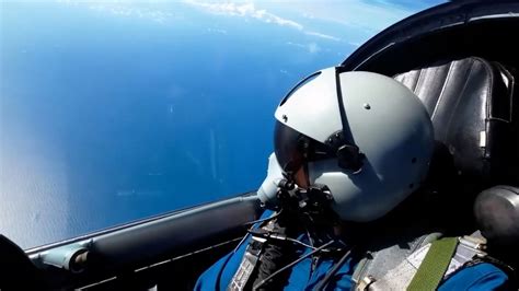 飞行员目视距离俯瞰宝岛海岸线